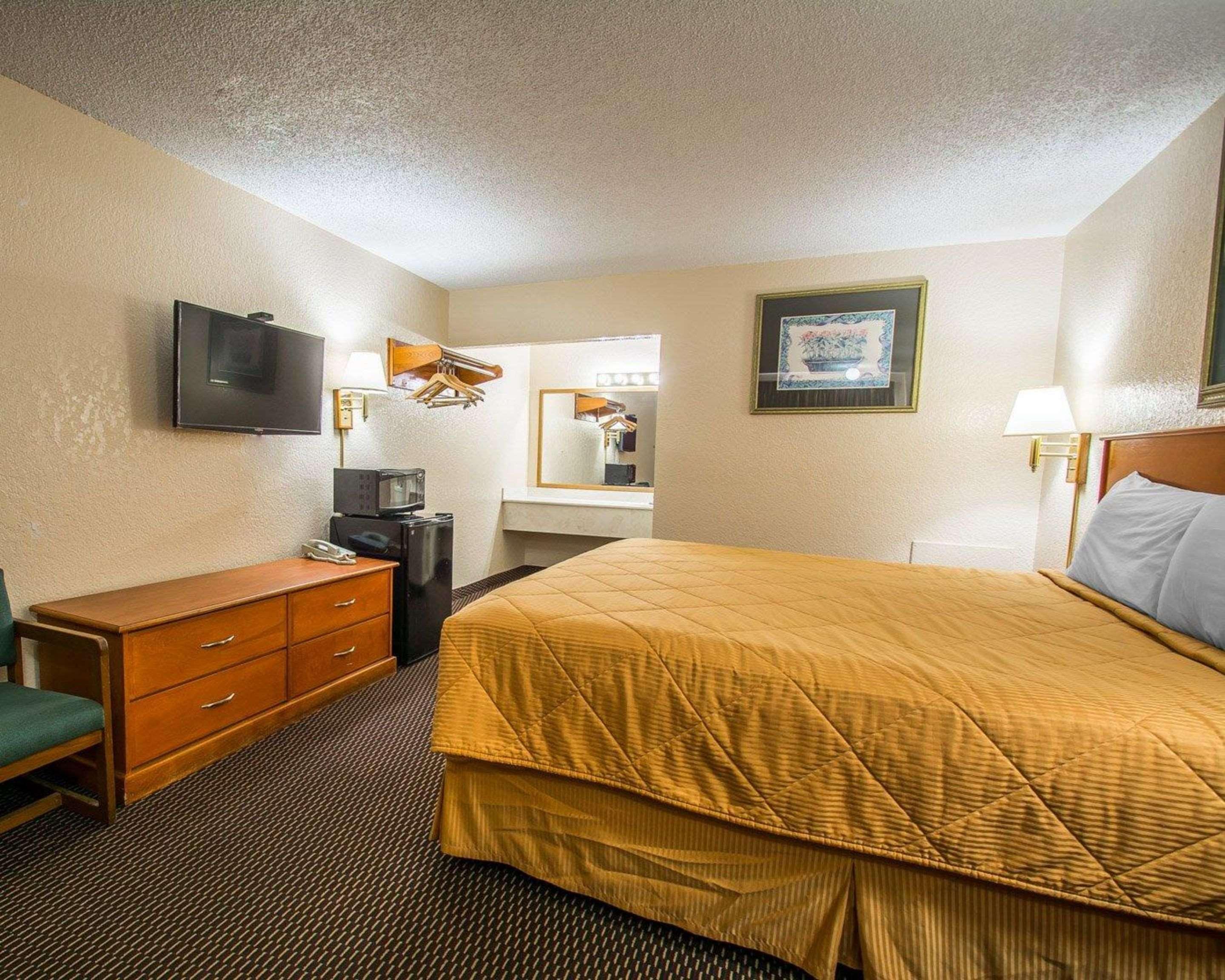 Rodeway Inn Fort Pierce I-95 Dış mekan fotoğraf