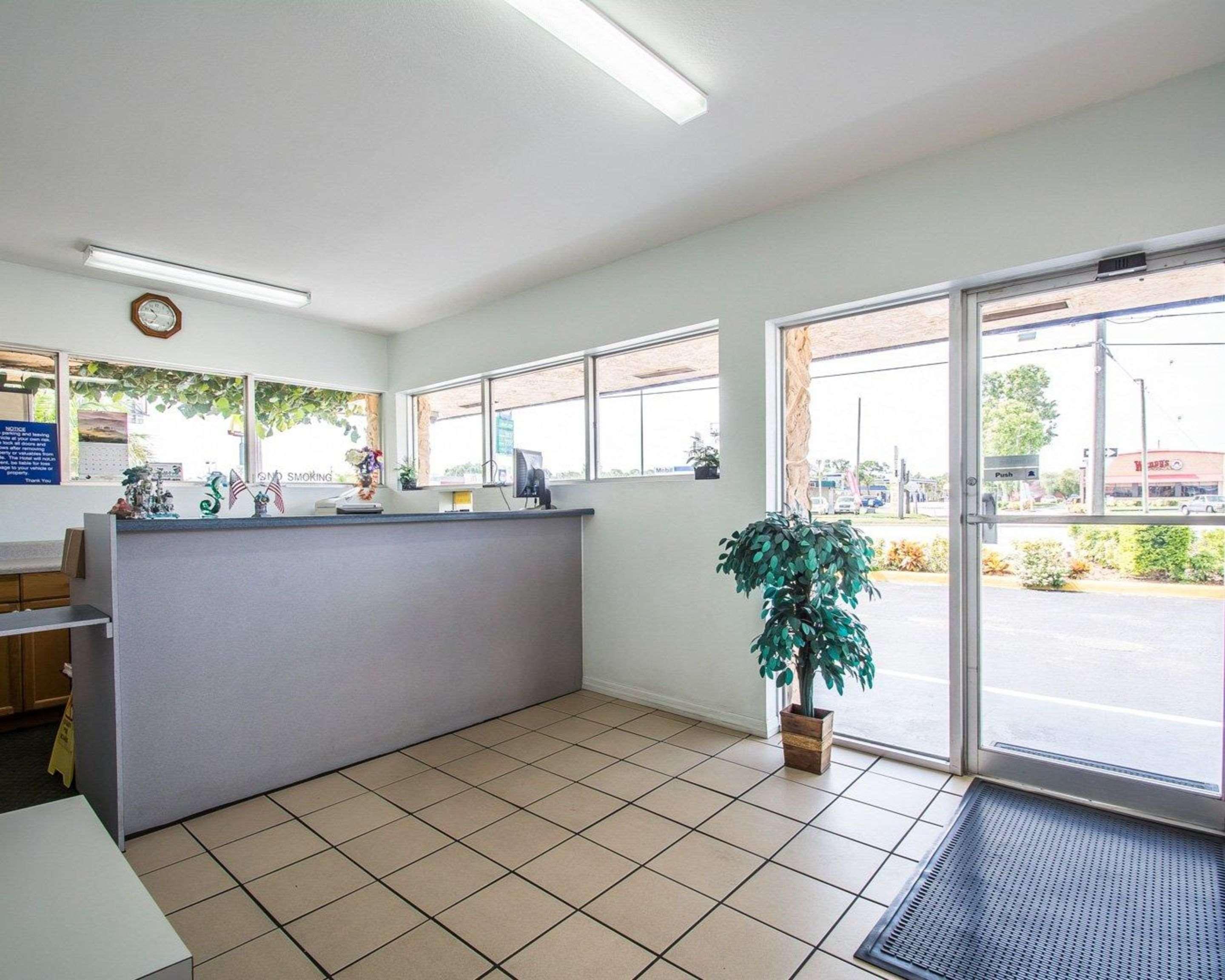 Rodeway Inn Fort Pierce I-95 Dış mekan fotoğraf