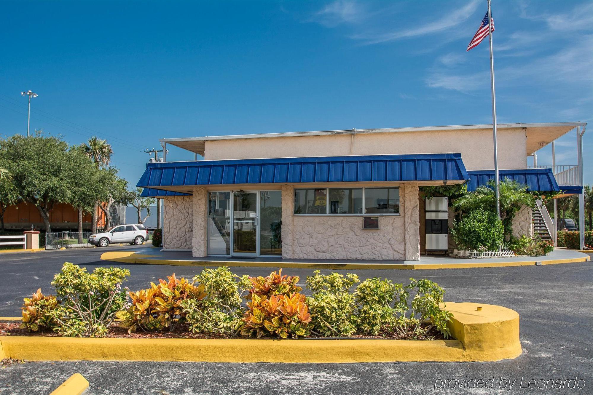 Rodeway Inn Fort Pierce I-95 Dış mekan fotoğraf